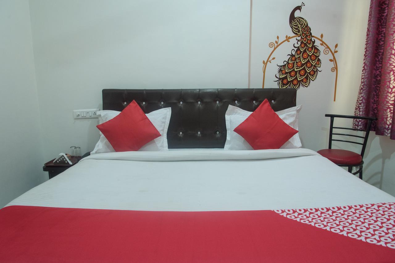 Oyo 11743 Hotel Shree Krishna Udaipur Exteriör bild
